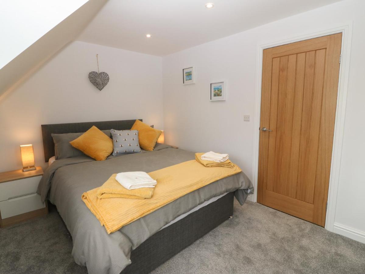 Вилла Bryn Eglwys Bach Llanfairpwllgwyngyll Экстерьер фото